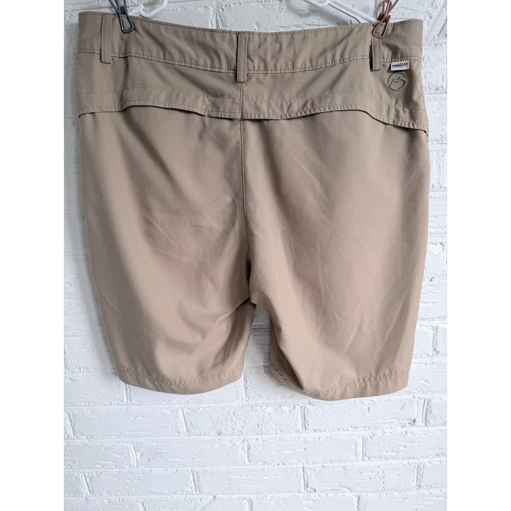 Magellan Outdoors‎ Men Casual Cargo Shorts Khaki Size L Outdoor Hiking
